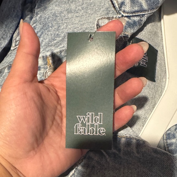 Size Medium Wild Fable Medium Wash Jean Jacket - Picture 2 of 3